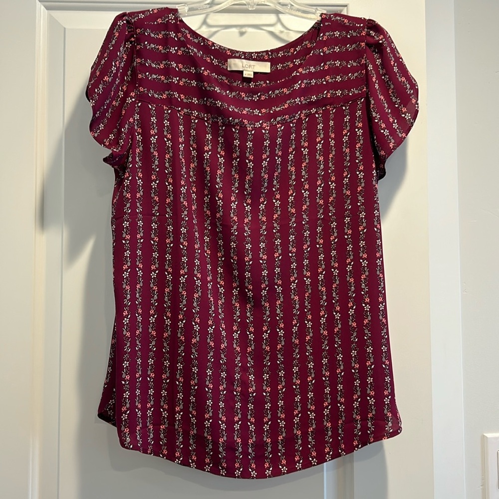 Loft tulip sleeve purple floral blouse